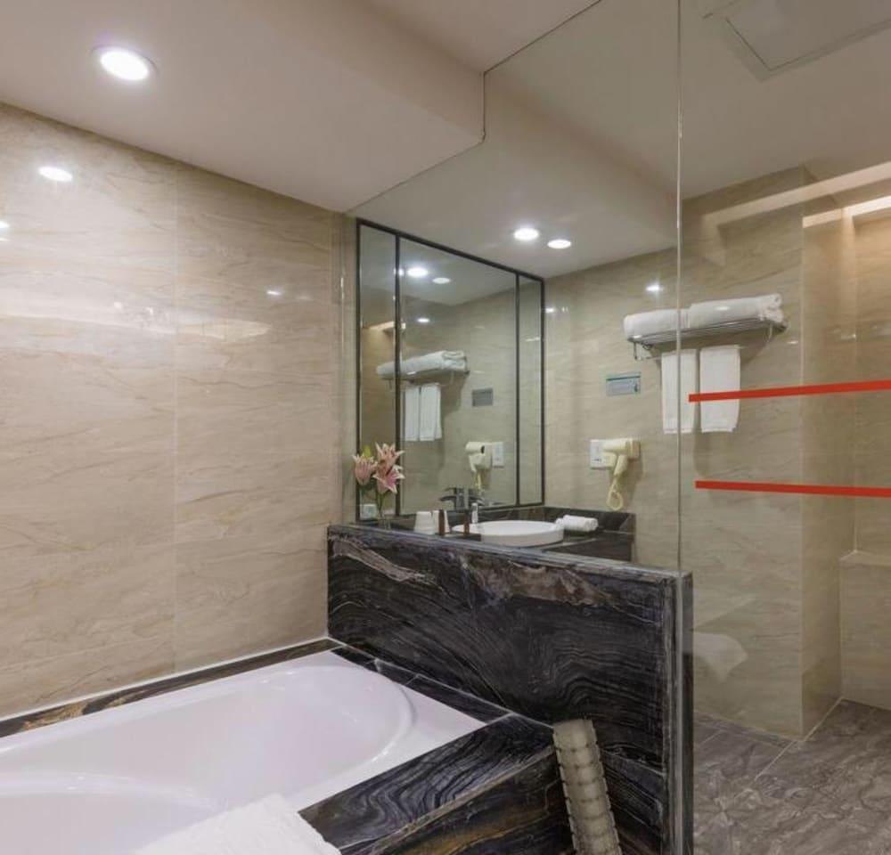 Manhatton Hotel 주하이 시 외부 사진