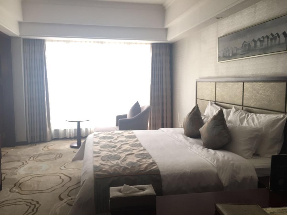 Manhatton Hotel 주하이 시 외부 사진