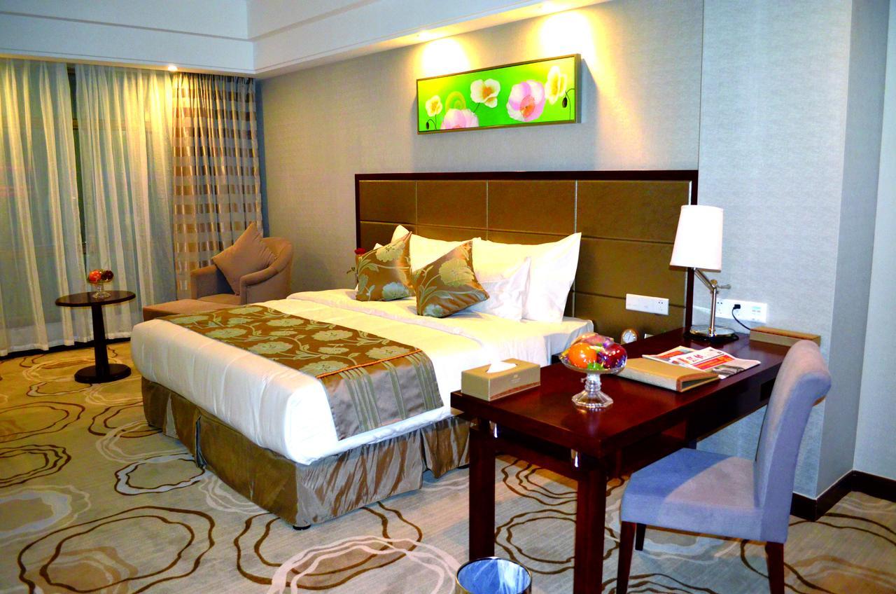 Manhatton Hotel 주하이 시 외부 사진